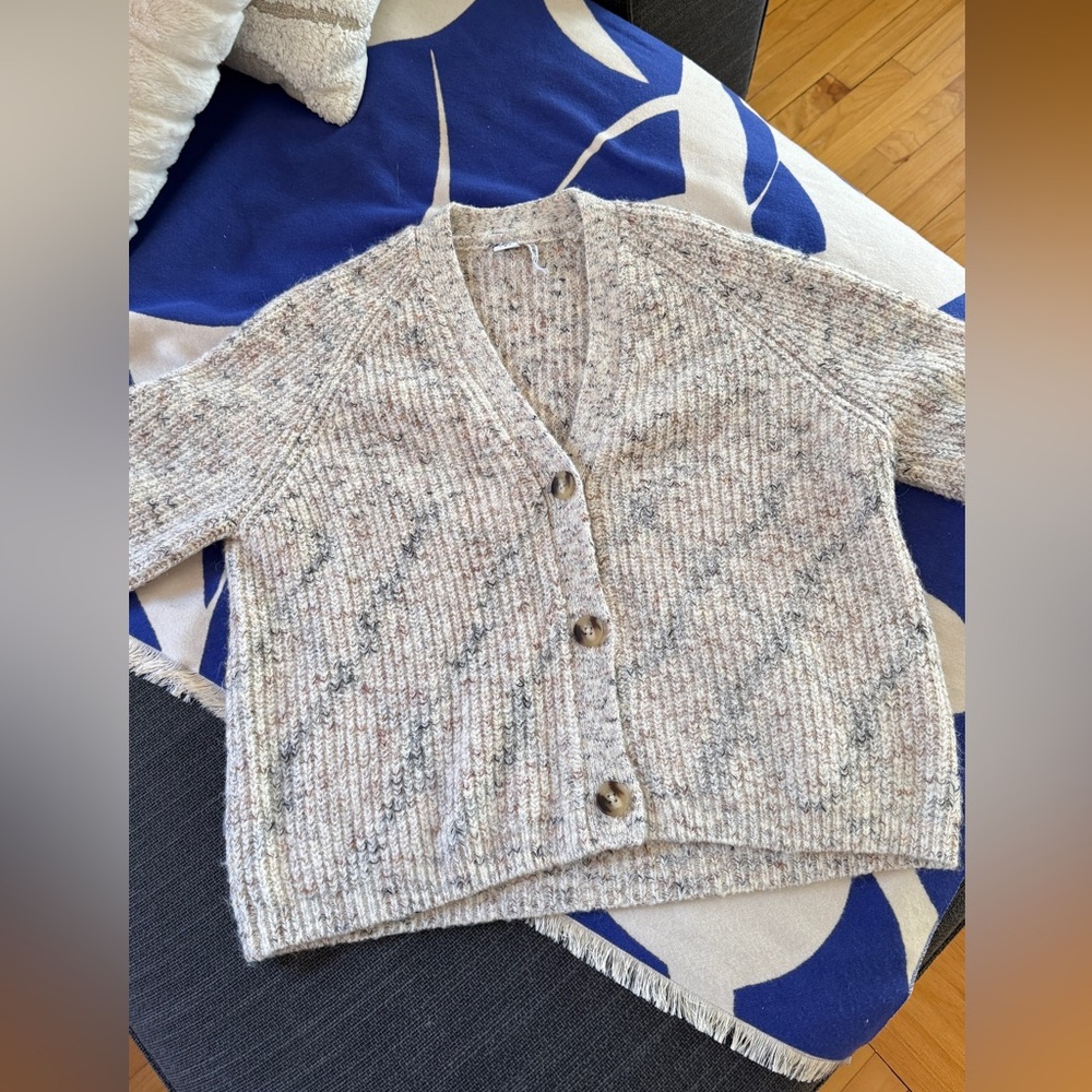 CREME BEIGE OVERSIZED SWEATER SMALL